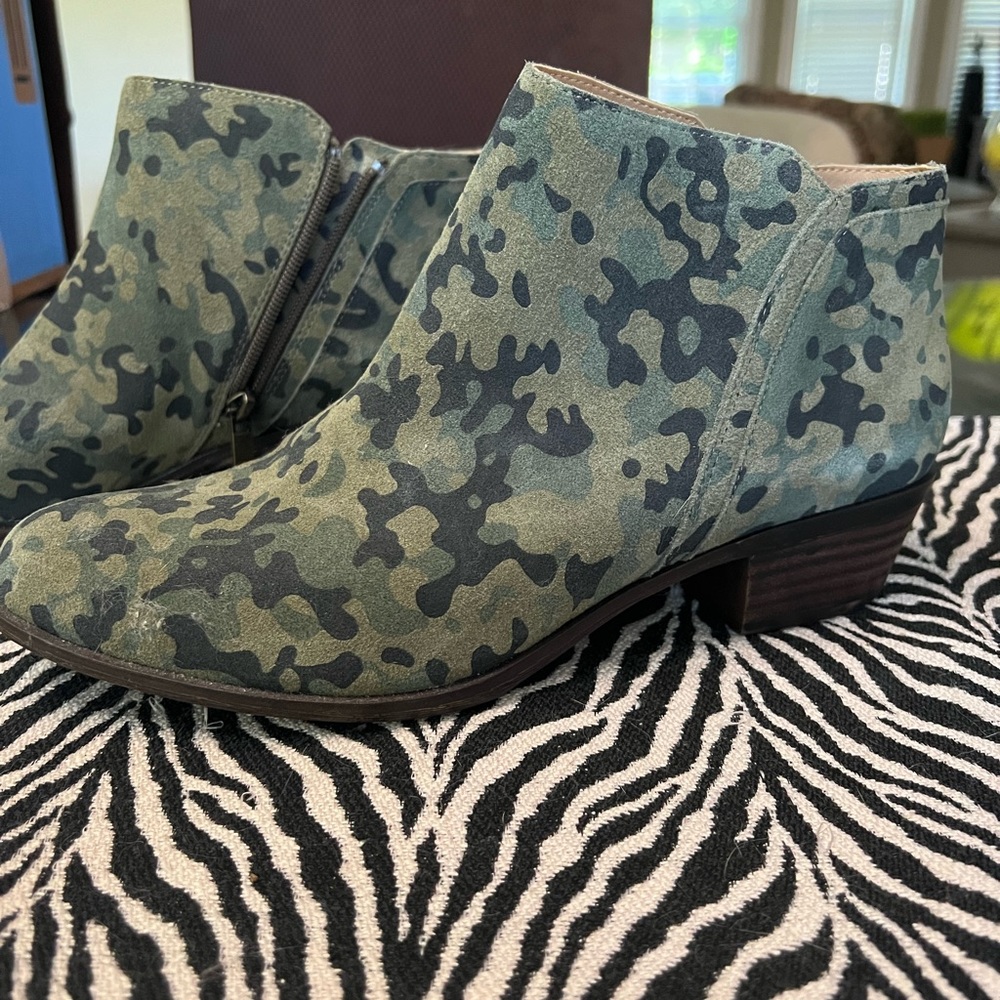 Lucky Brand Camo Booties